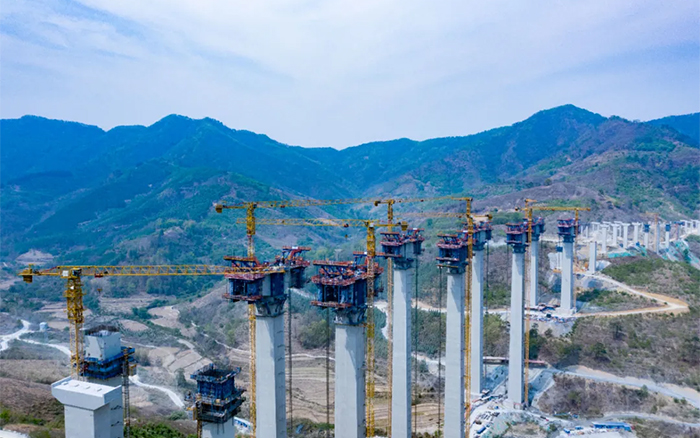 比肩青山接桂黔 | 九游娱乐群塔助建雅长特大桥