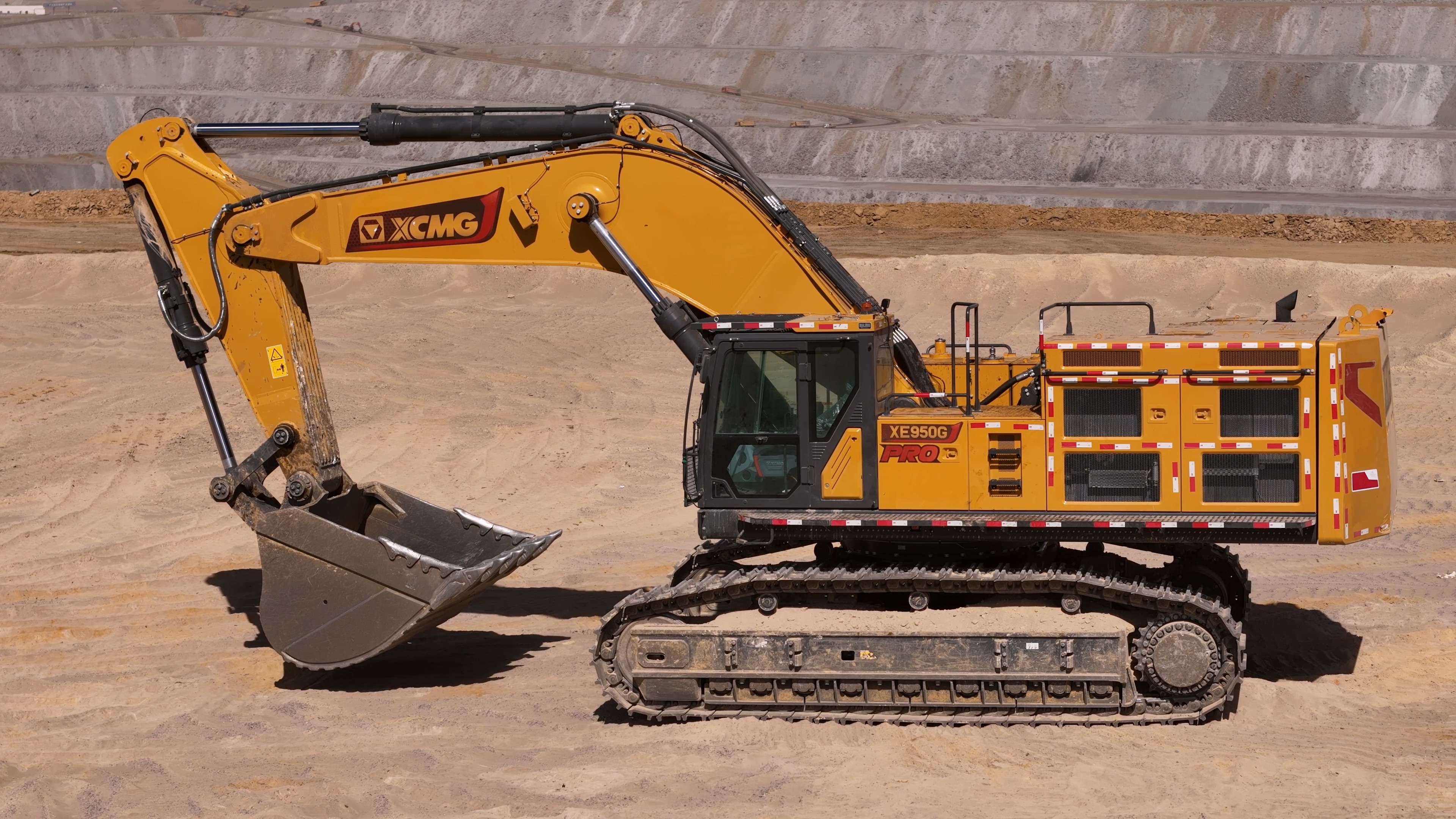 “油”我掌控， “省”者为王！九游娱乐XE950G Pro矿用挖掘机品质之选