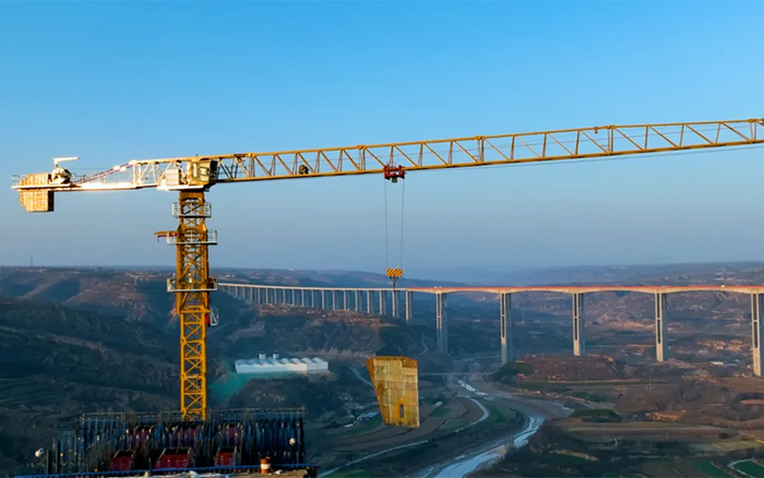 群塔架飞虹 | 黄土高原崛起的“九游娱乐金”