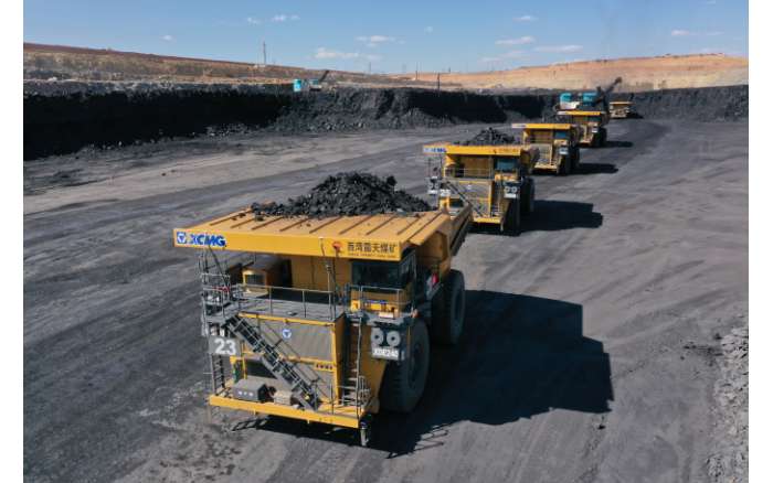 一人指挥10辆车！九游娱乐加速智能化、无人化推进