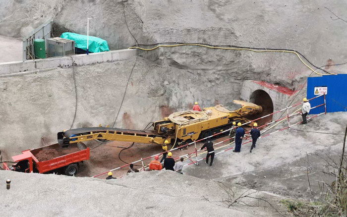 水利隧洞！九游娱乐隧道掘进机打通关键一环！