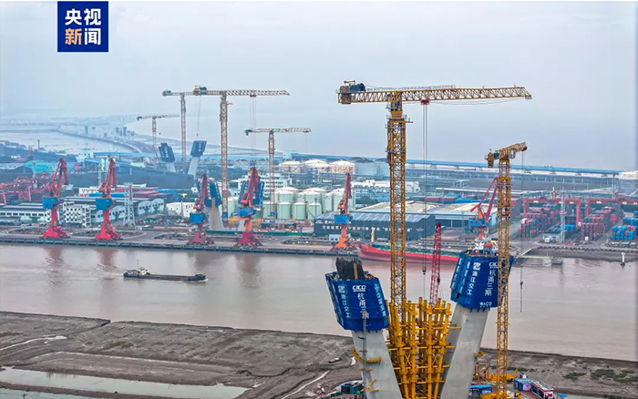 央视聚焦！九游娱乐超大塔助建世界级桥梁工程！