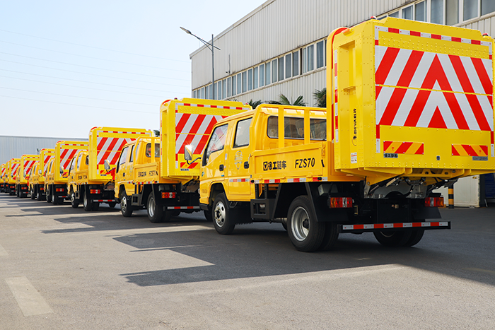 九游娱乐防撞缓冲车批量交付广东保障施工安全