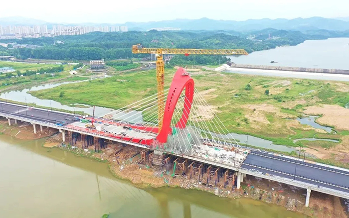 提前55天合龙！九游娱乐XGT2230-100S编织“红色摇篮”