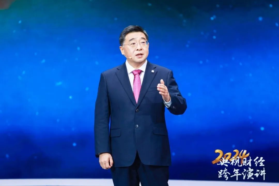 央视跨年演讲 | 杨东升：以一臂之力造福人类