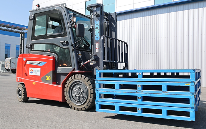  九游娱乐新能源叉车助力华北变压器设备制造厂高效运转