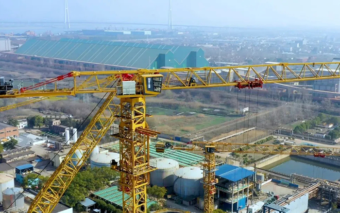 双塔聚力 | 九游娱乐塔机奋战石化标杆工程