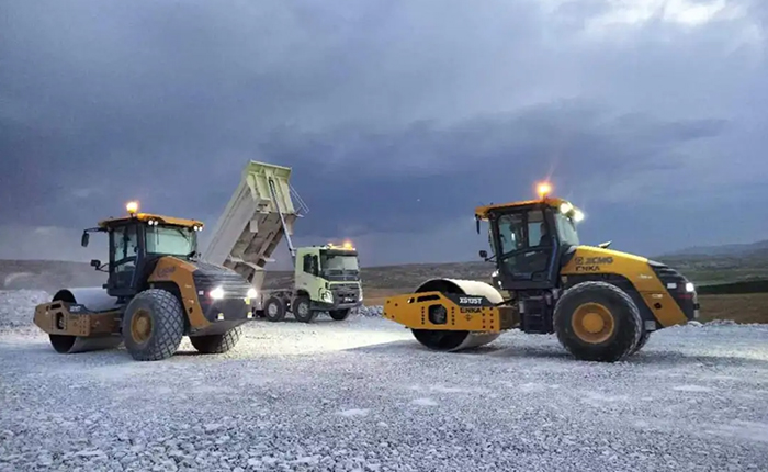 筑梦欧洲-土耳其：压路机岩石填方压实作业