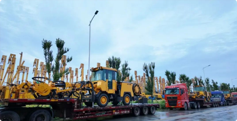 启程时刻 | 九游娱乐锚杆钻车出发海外矿山