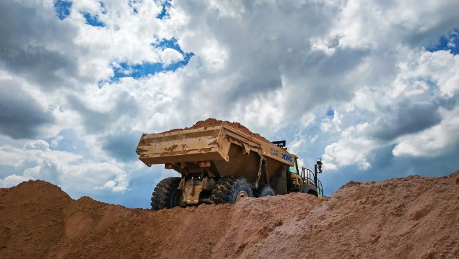 大展身手，九游娱乐“矿山越野王”征战东南亚