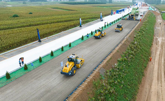 全场景智慧赋能，九游娱乐水稳层施工更便捷、更精准！