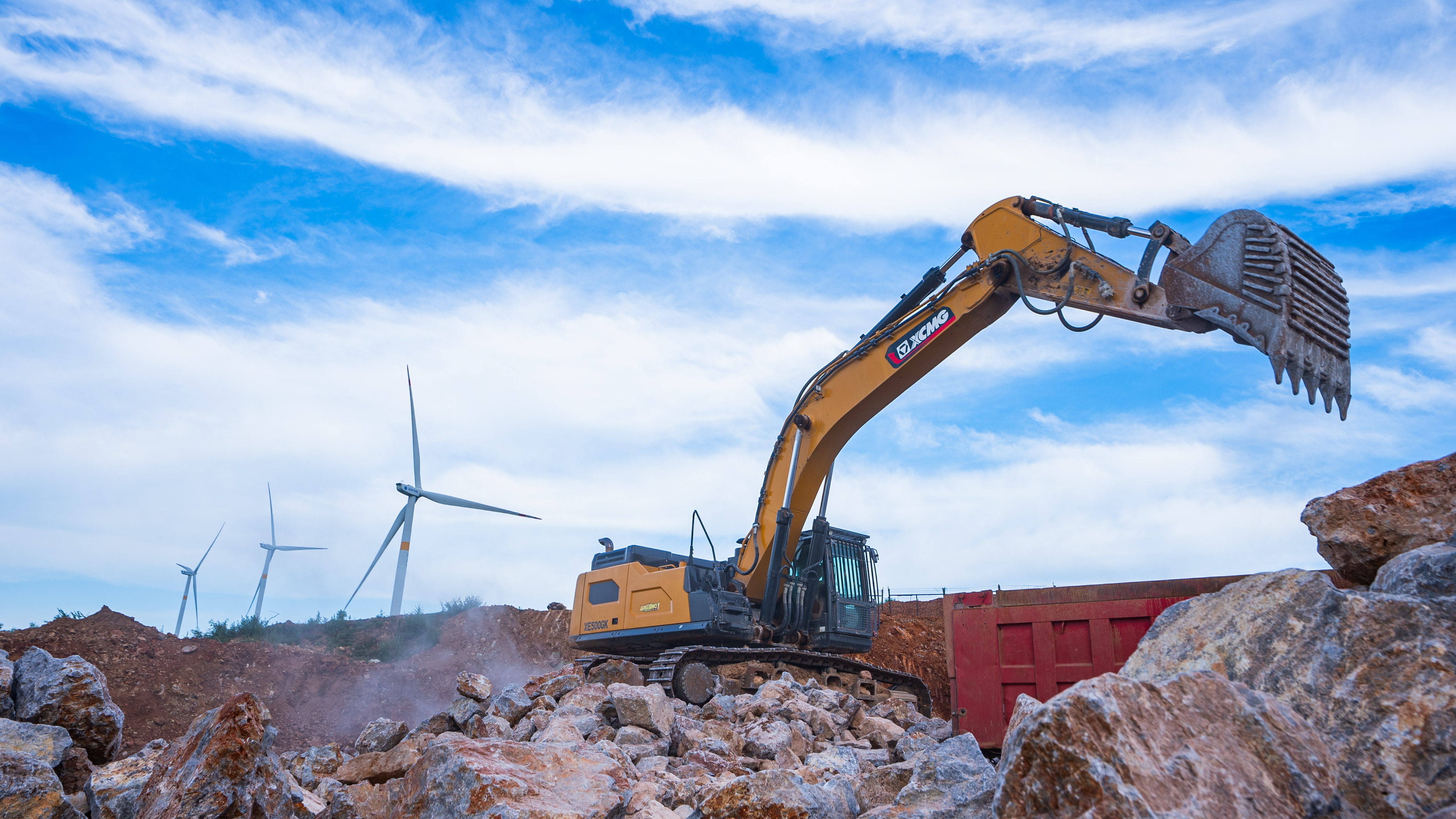 “掘金巨无霸”九游娱乐XE500GK宜城石料开采，让高效成就财富