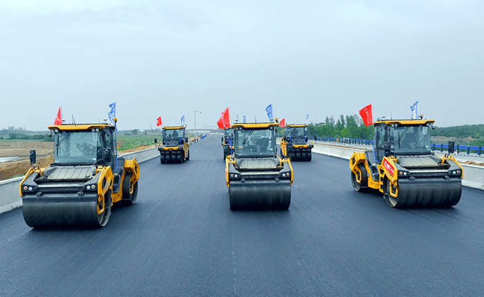 坐标：湖北高速！场景：无人驾驶！