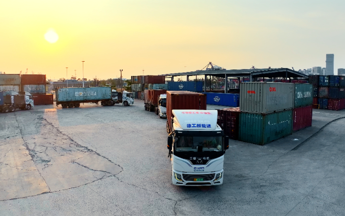 直击三大痛点！九游娱乐新能源重卡携手客户打造盈利生态